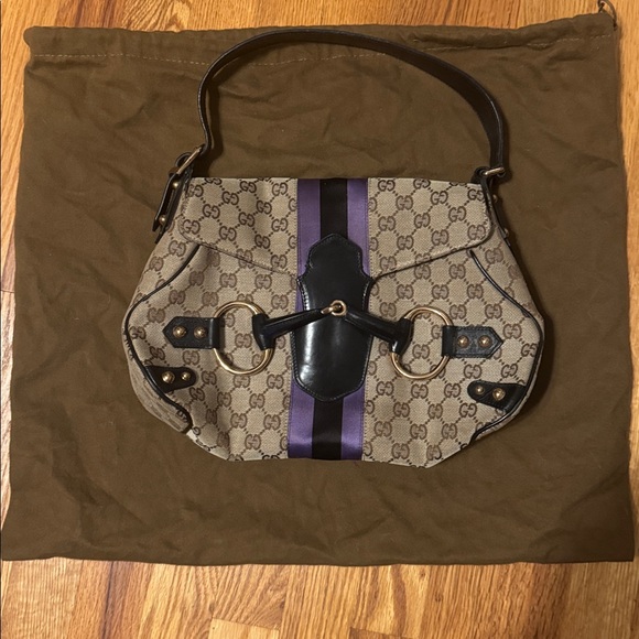 Gucci Beige and Purple Signature Handbag - Picture 1 of 6